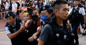 HRW consideró como una “campaña de intimidación política” de China el ofrecimiento de recompensas por disidentes en Hong Kong