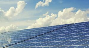 Helios vende a Eni dos de sus activos fotovoltaicos en Albacete por 117 millones