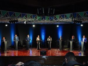 Inicia debate de candidatos a primarias en la Ucab