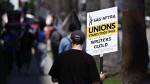 SAG-AFTRA agrees to federal mediation but actors' strike looms
