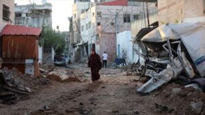 Israel da por terminada la "operación militar" en Yenín, que deja 13 muertos y el campamento devastado
