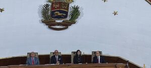 Jorge Rodríguez a candidatos de primarias: No merecen libertades que ofrece la Constitución por «pedir» sanciones