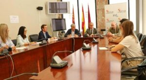 La Junta de Castilla y León ofrece a Embutidos Santa Cruz ayudas para recuperar la actividad tras el incendio