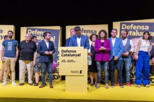 La cúpula de ERC pide por carta a Junts "sumar esfuerzos" para negociar con el PSOE una investidura