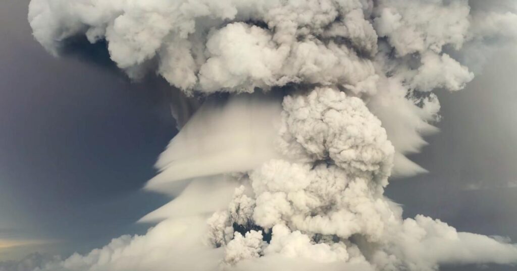 La erupción del volcán Tonga afectó a los satélites en órbita alrededor del planeta