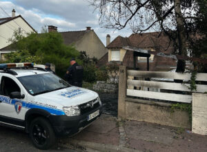 La violencia cruza la "lnea roja" en Francia: atacan la casa de un alcalde en una localidad al sur de Pars