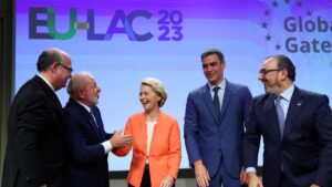 Diferencias sobre Ucrania dividen a una cumbre UE-Latinoamérica que debía ser una celebración