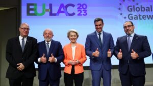 Líderes de la UE y América Latina tratan de acercar posiciones en nueva cumbre