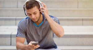 Los cinco beneficios de usar auriculares con cancelación de ruido