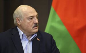 Lukashenko dice que Putin completará el envío de armas nucleares a Bielorrusia antes de que finalice el año