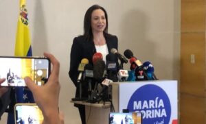 María Corina Machado descarta apoyar candidatura por consenso