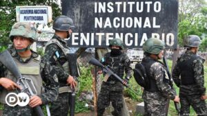 Más de 1.000 armas incautadas en cárceles de Honduras – DW – 10/07/2023