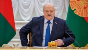 "Nadie salió de esa situación como un héroe": el presidente de Bielorrusia habló con la BBC del motín del Grupo Wagner y del paradero de Prigozhin