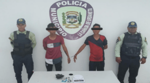 Oficiales de Poliurdaneta detienen a par de jíbaros en El Rosado