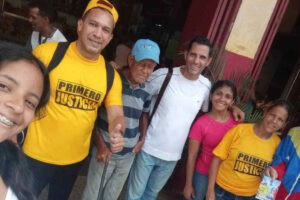 PJ lleva mensaje de unidad a vecinos de Maiquetía