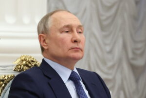 Putin firma ley que prohíbe cambiar de sexo por vía médica y en documentos oficiales