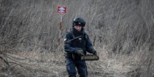Putin reitera que la contraofensiva ucraniana discurre «sin éxito» mientras Kiev admite dificultades en el avance debido a las minas