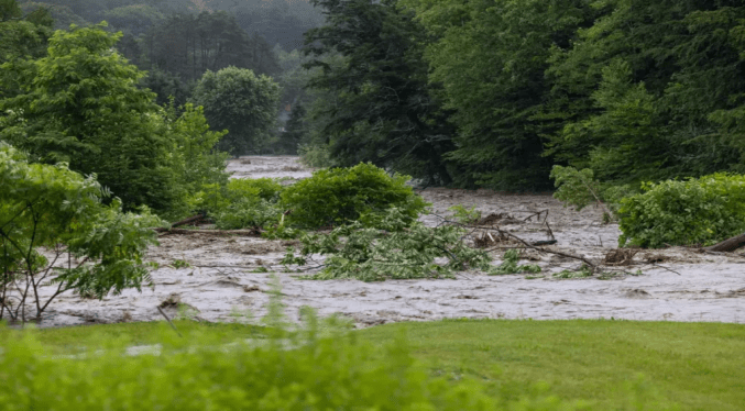 Reportan muertos y desaparecidos por inundaciones en Pensilvania