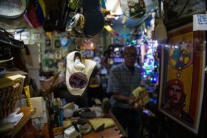 Ruta de "Templos Paganos" visibiliza los históricos bares de Caracas