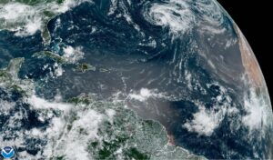 Tormenta subtropical Don podría convertirse en baja presión
