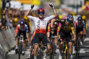 Tour de Francia: Golpe de autoridad de Victor Lafay en San Sebastin