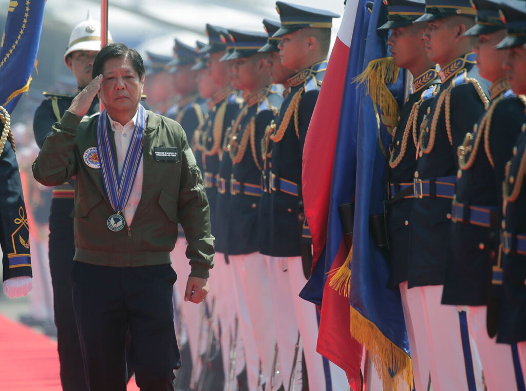 Un ao del regreso de la dinasta Marcos al poder en Filipinas: adis al populismo y guios a EEUU