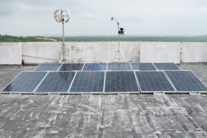 Universidad del Atlántico apuesta a la transición energética con paneles solares - Barranquilla - Colombia