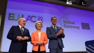 Von der Leyen anuncia 45.000 millones en inversiones en América Latina y Caribe hasta 2027