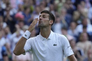 Wimbledon: Djokovic, del parchs a la tercera ronda de Wimbledon