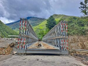 Abrieron el segundo puente metálico en la vía Llano - Otras Ciudades - Colombia