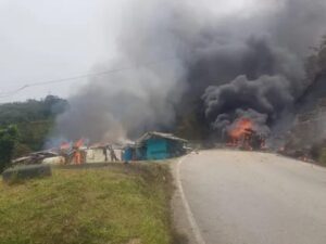 Antioquia: vehículo que transportaba gas licuado explotó - Medellín - Colombia