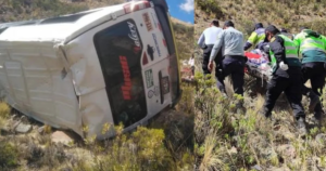 Arequipa: esposa e hija del alcalde de Maca pierden la vida en accidente de tránsito
