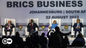 BRICS destacan en cumbre de Sudáfrica su poderío económico – DW – 22/08/2023