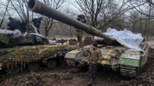 Bulgaria donará a Ucrania 100 unidades blindadas para transportar tropas