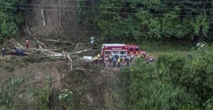 Bus con venezolanos cayó a un precipicio en Costa Rica