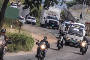 Capturan a 4 presuntos integrantes de la banda Los Peso Pluma en el estado Aragua