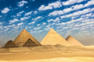 Cómo construyeron los egipcios sus pirámides siempre ha sido un misterio. Hoy tenemos una nueva pista: canales