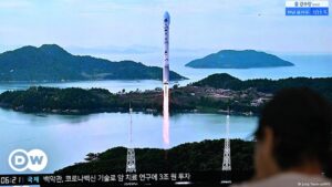 Corea del Norte lanza satélite espía y fracasa en su intento – DW – 24/08/2023