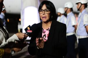 Delcy Rodríguez lidera delegación venezolana en cumbre amazónica en Brasil