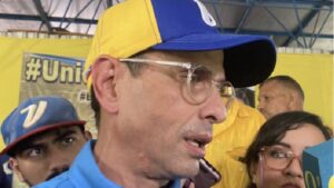 Denuncian agresiones a militantes durante acto de Capriles en Apure
