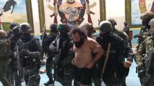 Despliegue militar en un cárcel de Ecuador para trasladar al líder de una banda criminal