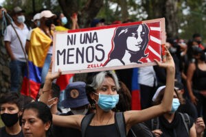 Destituyen e inhabilitan a policías por presunta agresión a menor en Popayán - Otras Ciudades - Colombia