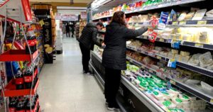 El gobierno acordó con los supermercados un aumento máximo del 5% por mes para los próximos 90 días