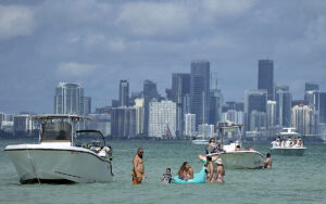 El lujo de Miami expulsa a la clase media y atrae a los hiperricos