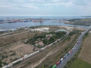 El puerto rumano de Constanta, cuello de botella para transportar el grano de Ucrania