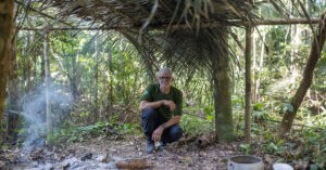 El rastreador que cuida a las tribus aisladas en Brasil