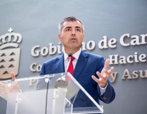 El vicepresidente de Canarias reclama al Estado "más medios" para luchar contra la inmigración irregular