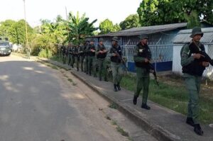 FANB despliega operativo en Bolívar para identificar grupos generadores de violencia