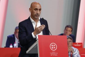 Fifa suspende a Luis Rubiales, Pedro Rocha lo sustituye