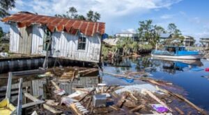Florida se vuelca al rescate y recuperación tras Idalia